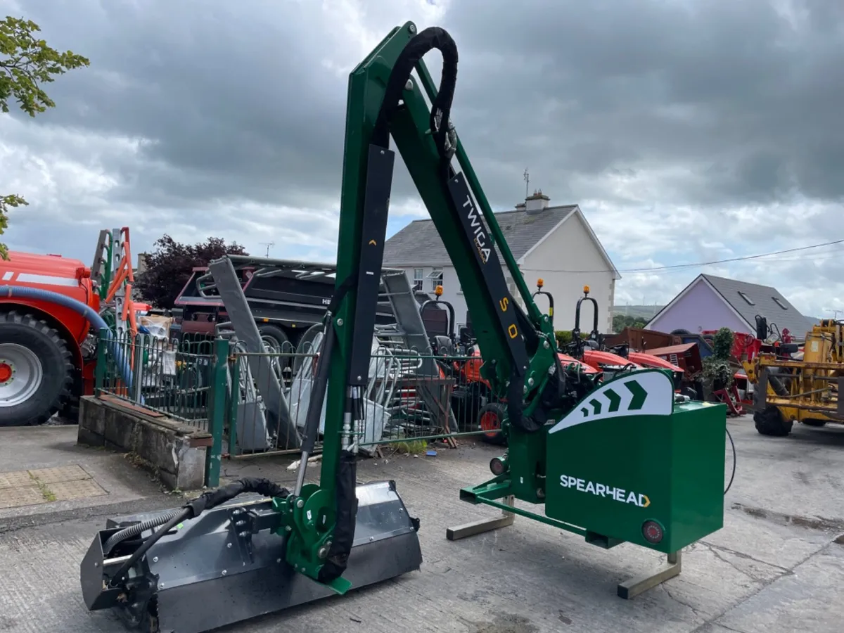 As New Spearhead S65 Hedgecutter