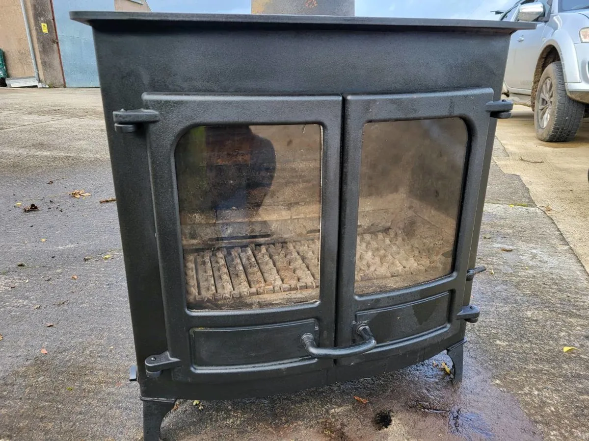 https://www.donedeal.ie/all?wordsu003dsolid%20fuel%20insert%20stoves