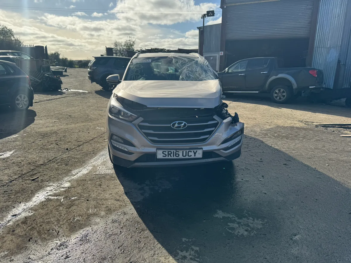 BREAKING 2016 HYUNDAI TUCSON 1.7 CRDI - Image 2