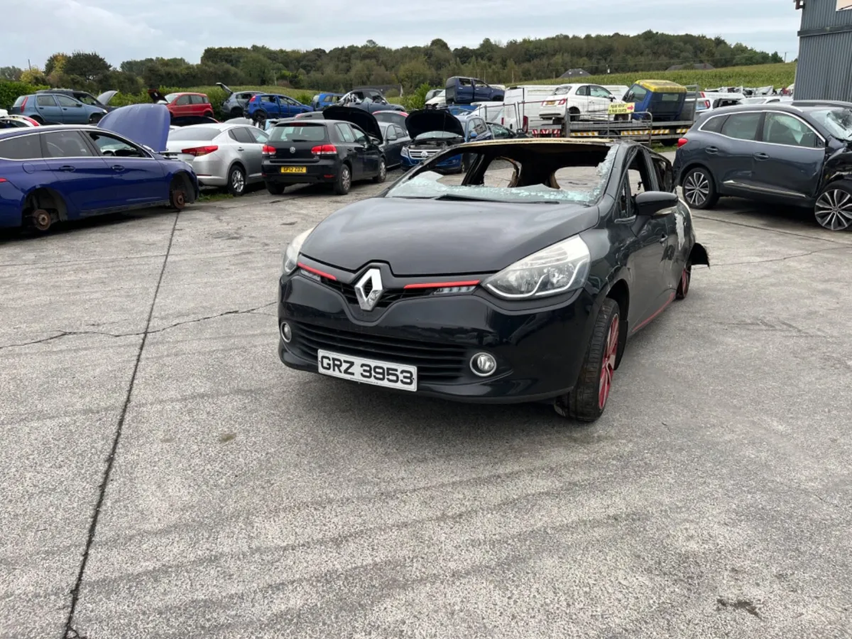 2014 Renault Clio 1.5 DCI - Image 1