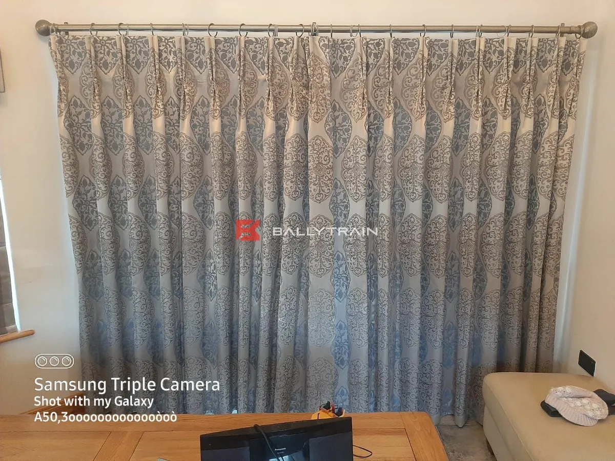 Complete set of Blinds and Curtains - Image 1