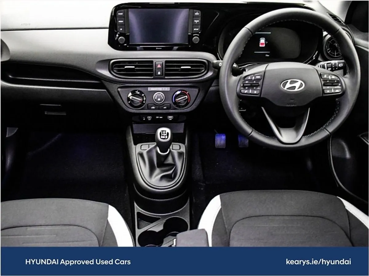 Hyundai i10 Deluxe Plus - Image 4
