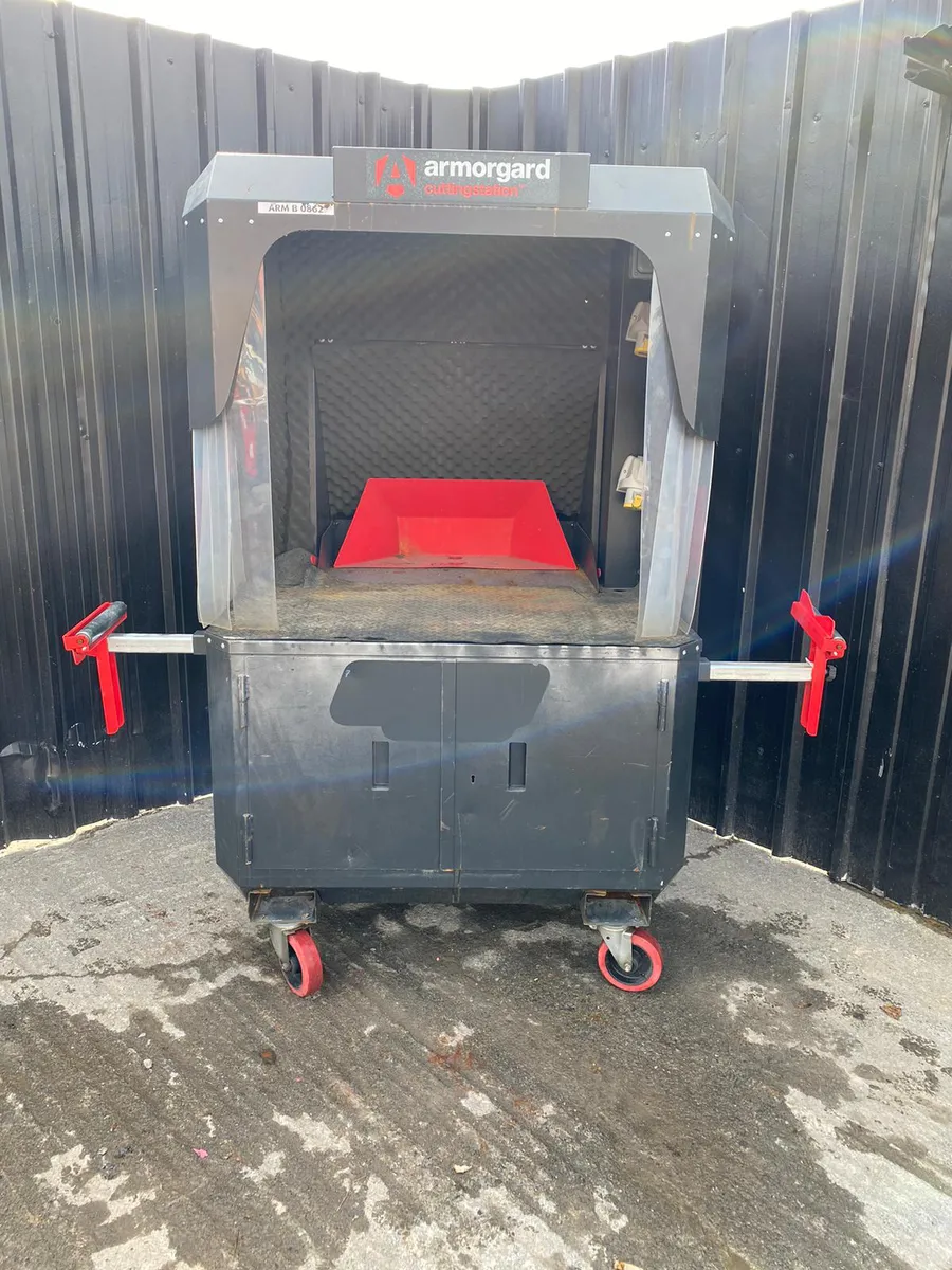 Armour Guard Cutting Station - Image 1