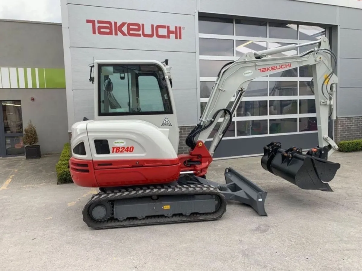 Takeuchi TB240 - Image 2