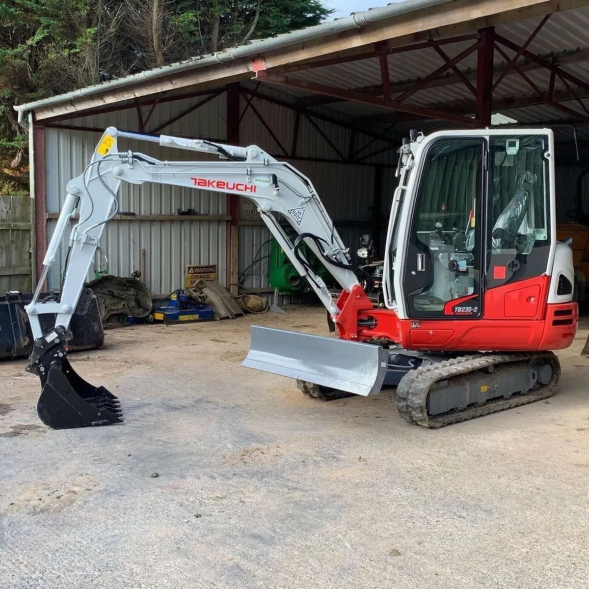 Takeuchi TB235 Mini Digger - Image 4