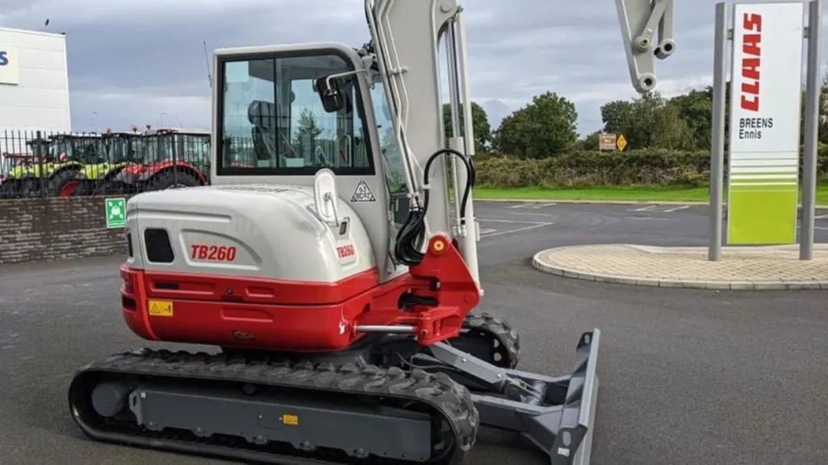 Takeuchi TB260 - Image 4