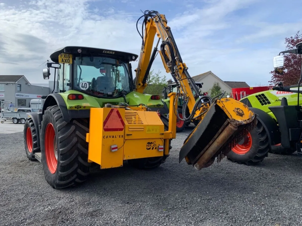 Herder Hedgecutter / Claas Arion 630 - Image 3