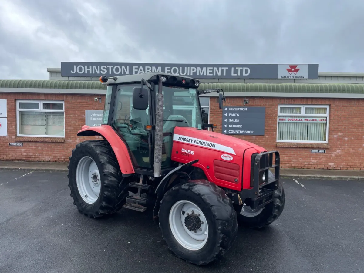 Massey Ferguson 5455 - Dyna 4 - Image 2