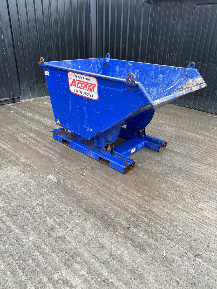 Tipping Skip - Image 1