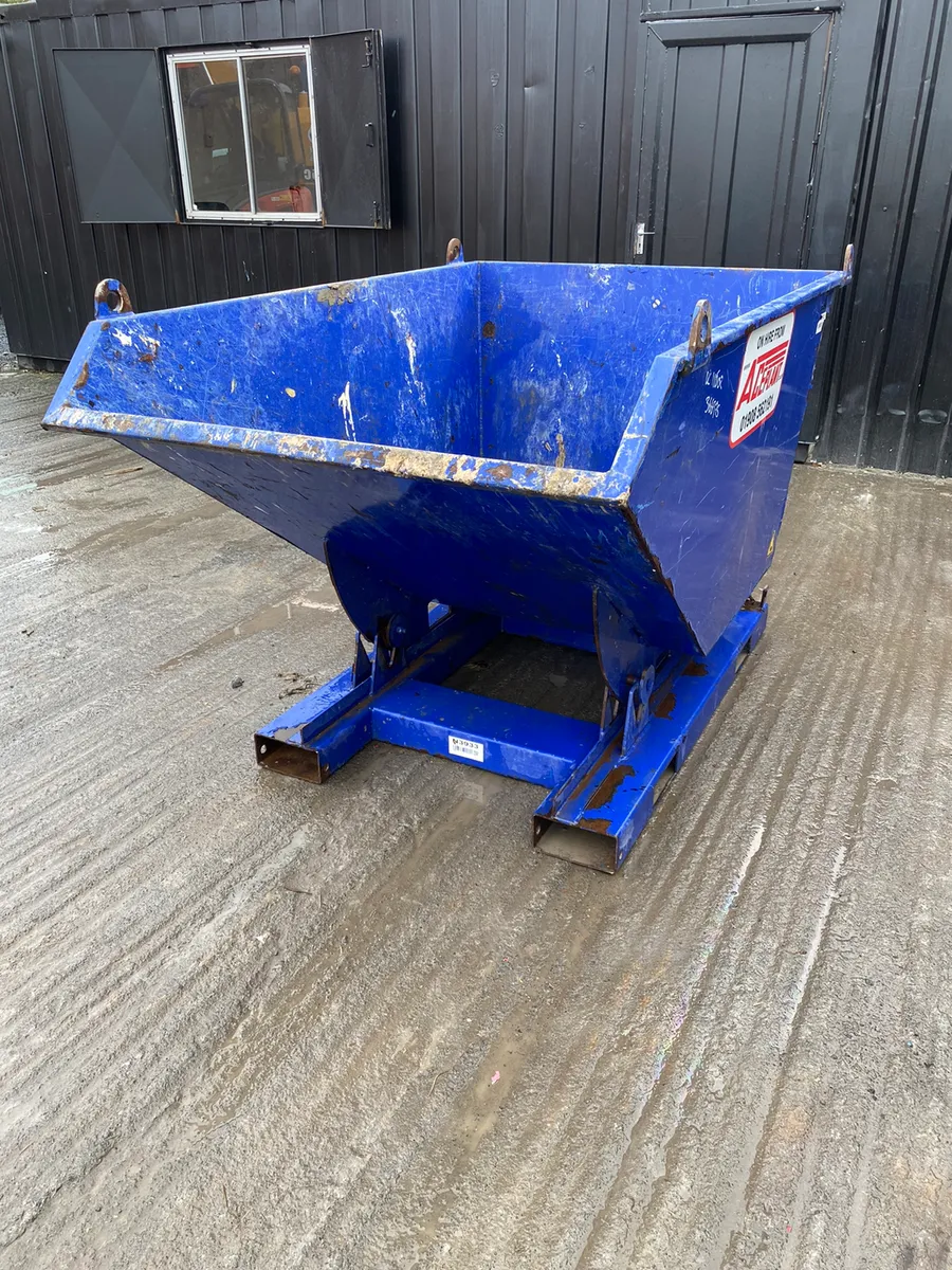 Tipping Skip - Image 3