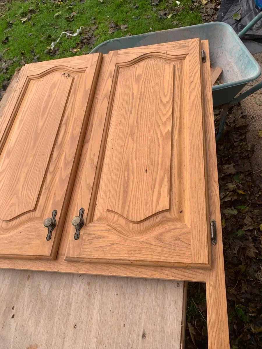 Oak cabinets  doors sizes in photos - Image 2