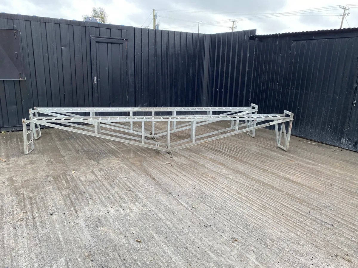 Car Display Ramps - Image 2