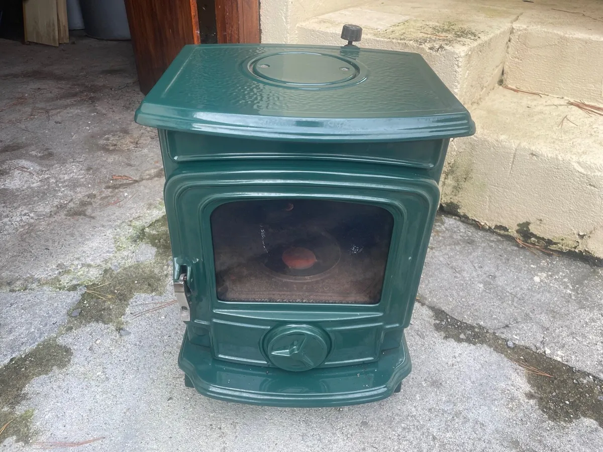 https://www.donedeal.ie/heating-for-sale/stanley-oisin-oil-stove/35310572