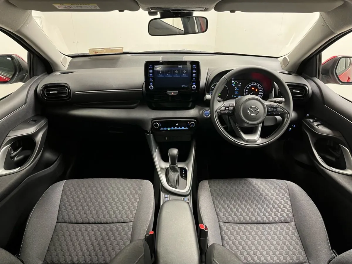 Mazda 2 Agile 1.5p Hybrid - Image 4