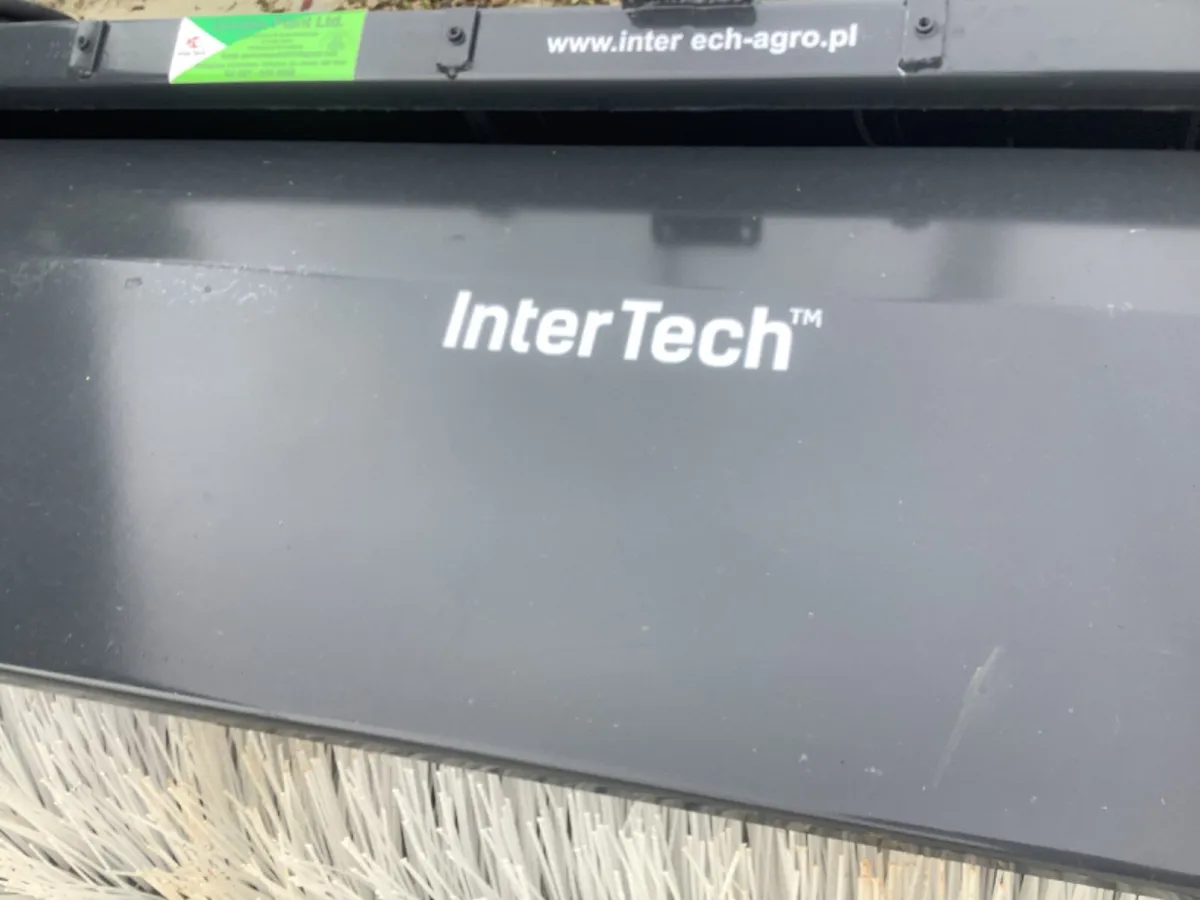 New 7ft Intertec sweeper collector with euro. - Image 2