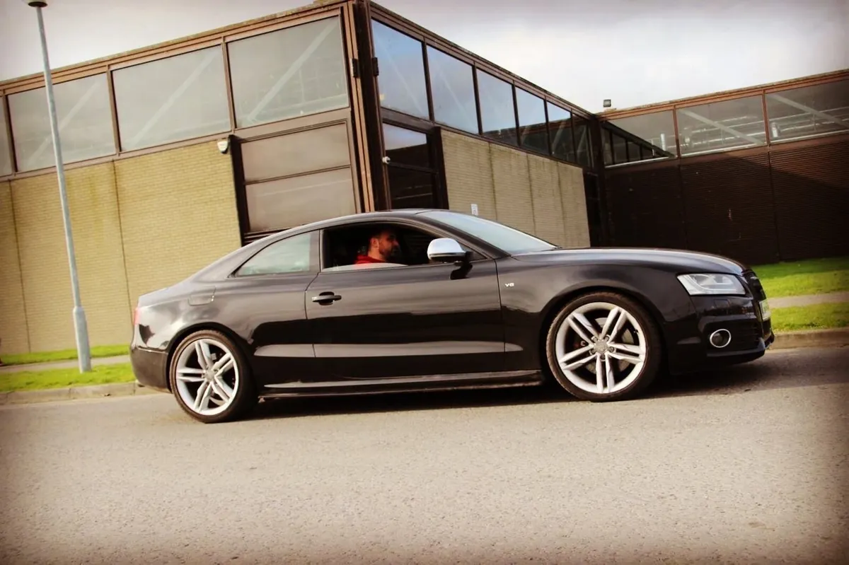 2008 Audi S5 4.2L Manual v8 NEW NCT - Image 2