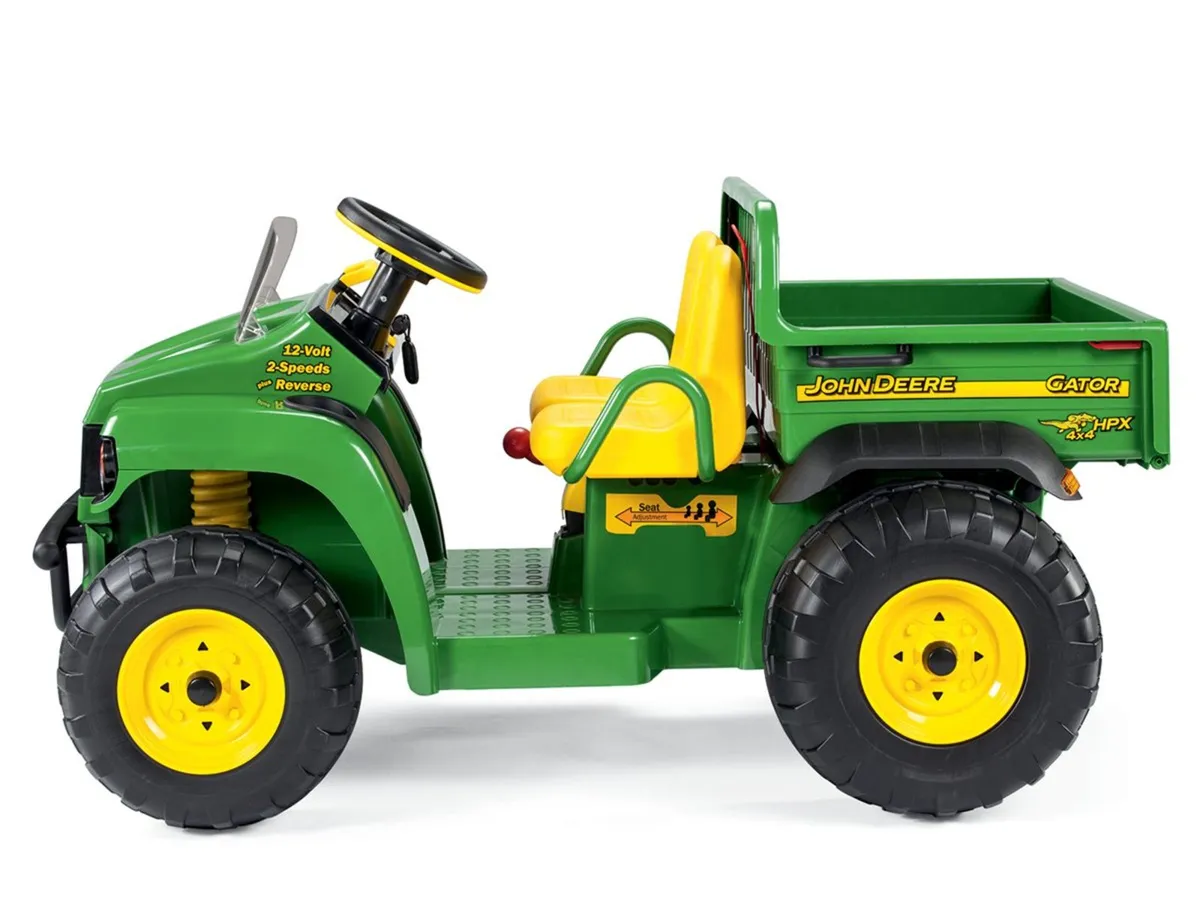 John Deere Ride on Toy Gator - Image 2