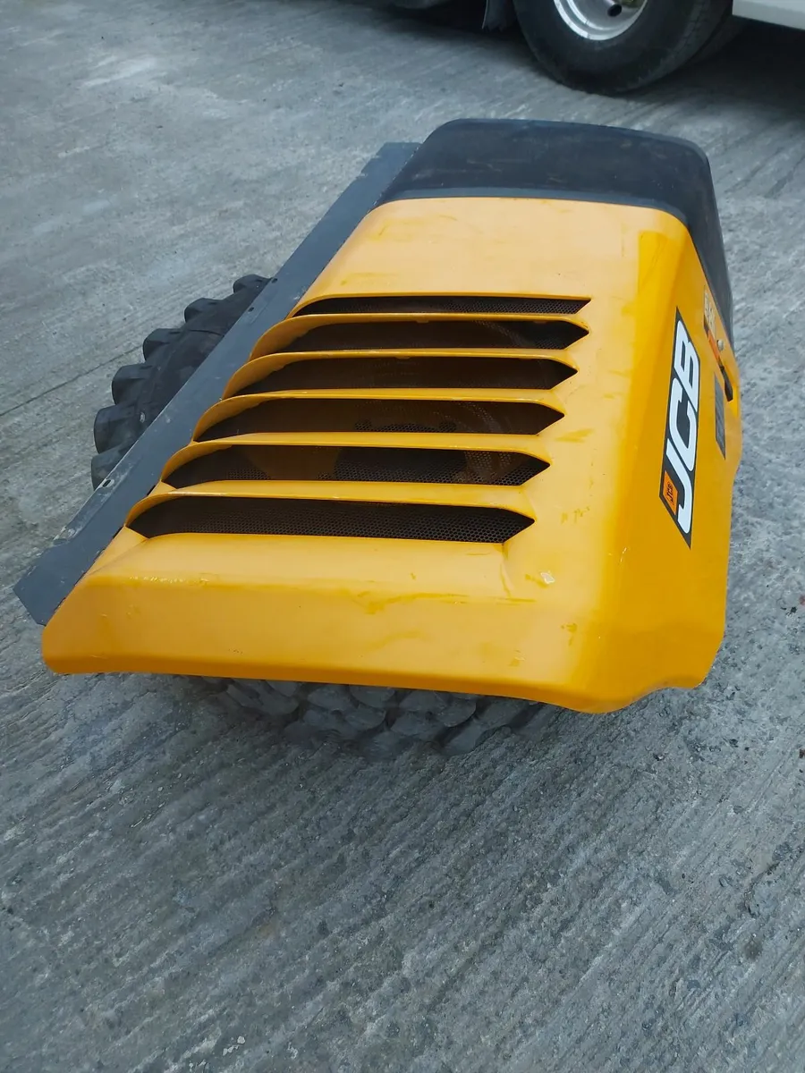 JCB BONNET - Image 2