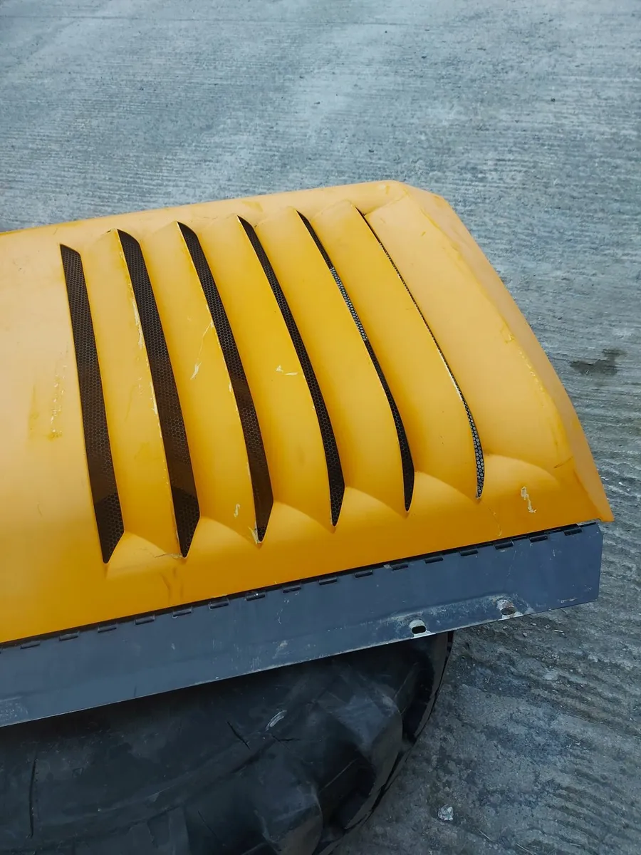 JCB BONNET - Image 4