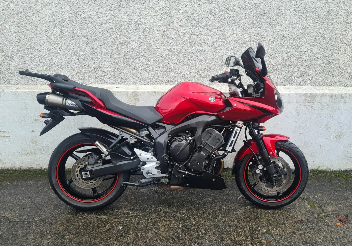 Fazer 600 FZ6 x2  @ Doyles Athlone - Image 1