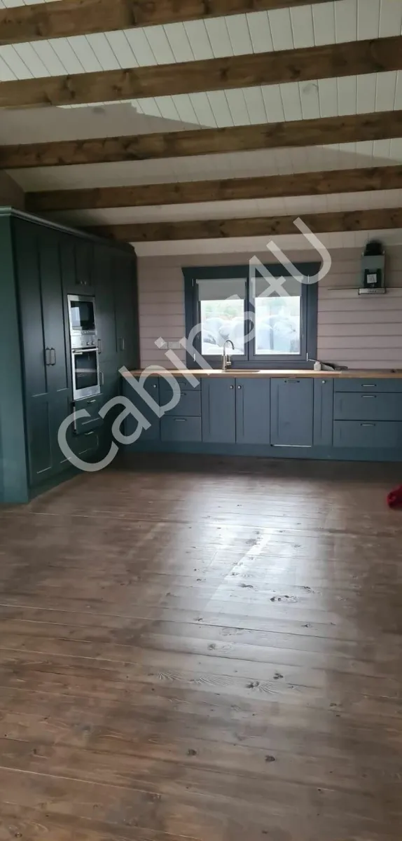 3 Bedroom Log Cabin - Image 4