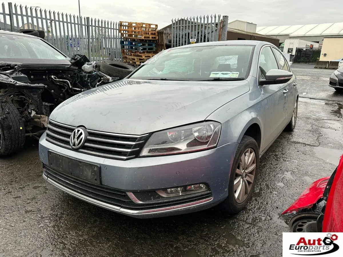12 VOLKSWAGEN PASSAT 1.6 TDI FOR BREAKING - Image 1