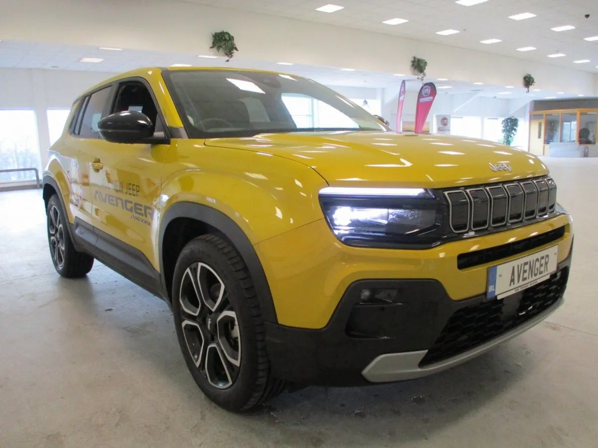 AVENGER LONGITUDE EV NEW 251 OFFERS  3.9% FINANCE - Image 3