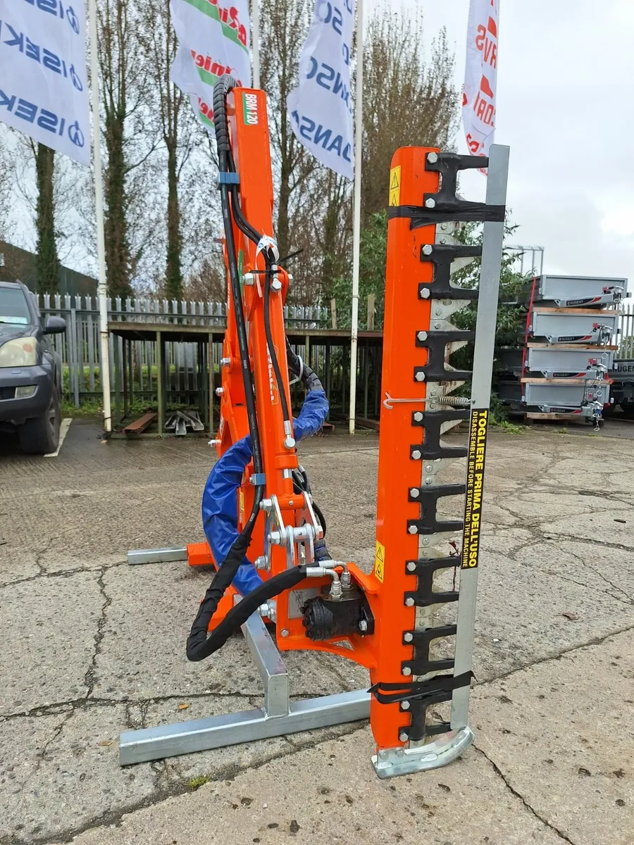 Rinieri BRM 120 finger bar hedge trimmer for sale in Co. Wexford for €