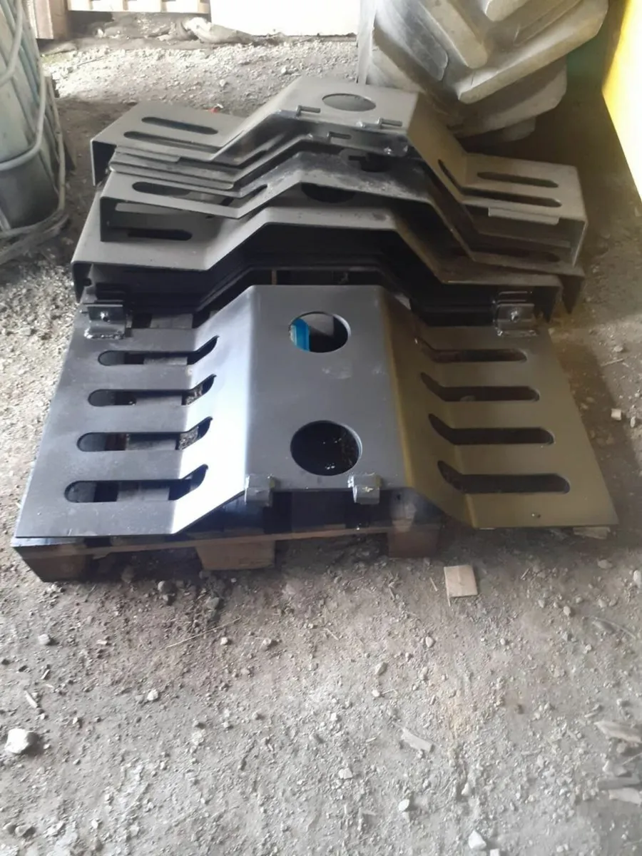 JCB Tm belly guards - Image 2