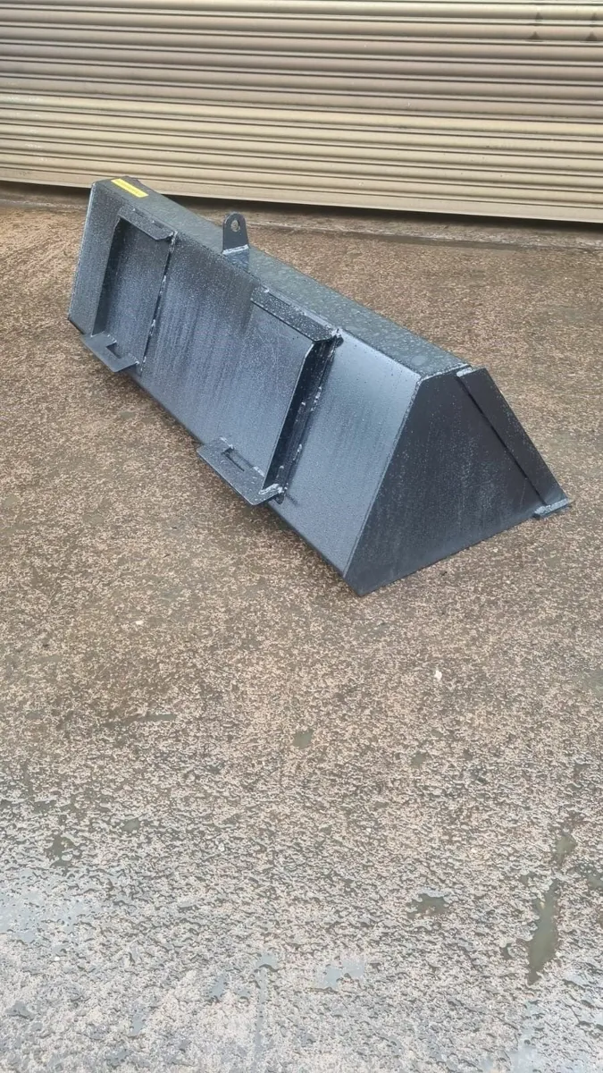 6ft Skidsteer Bucket - Image 3