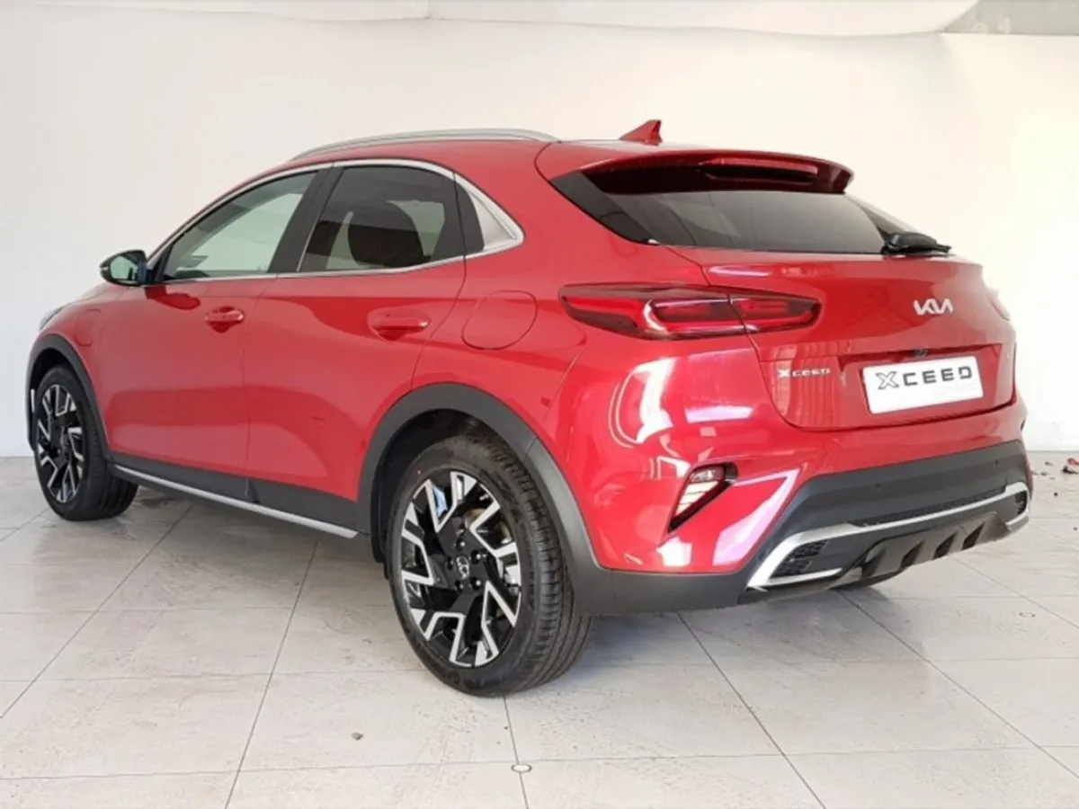 Kia Xceed PE Phev 5DR Auto - Image 2