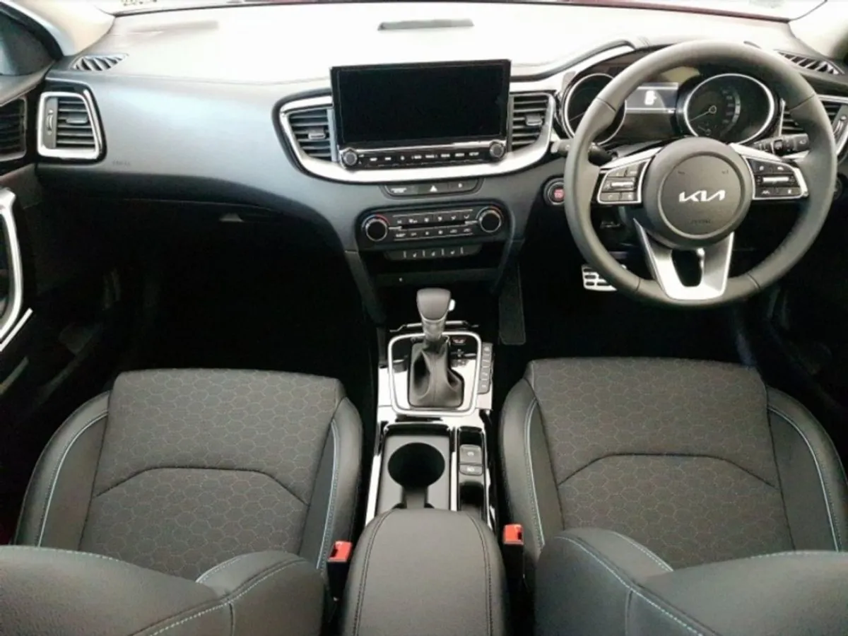 Kia Xceed PE Phev 5DR Auto - Image 4