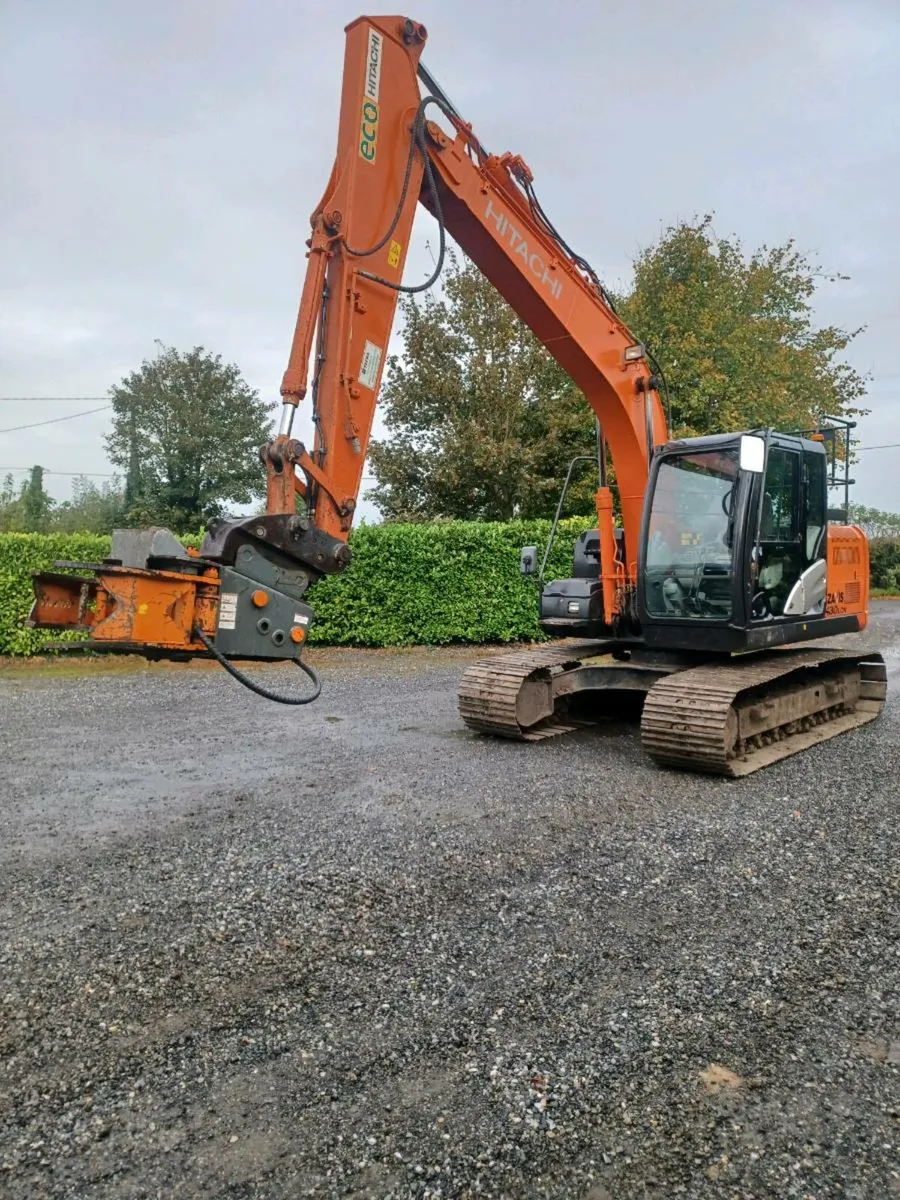 8ton Diggers for self drive hire - Image 2