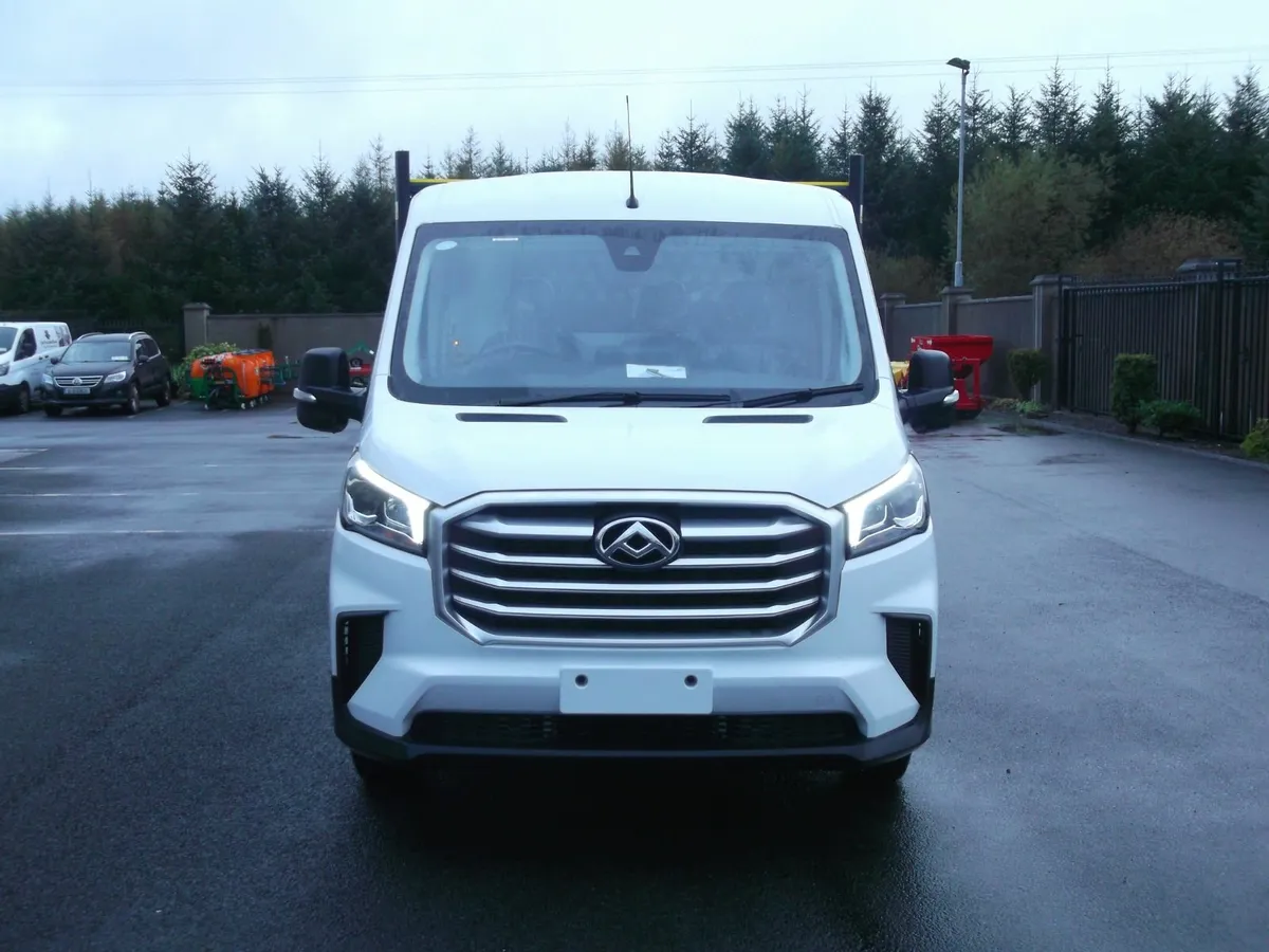 2025 Maxus Deliver 9 11' Tipper body - Image 3