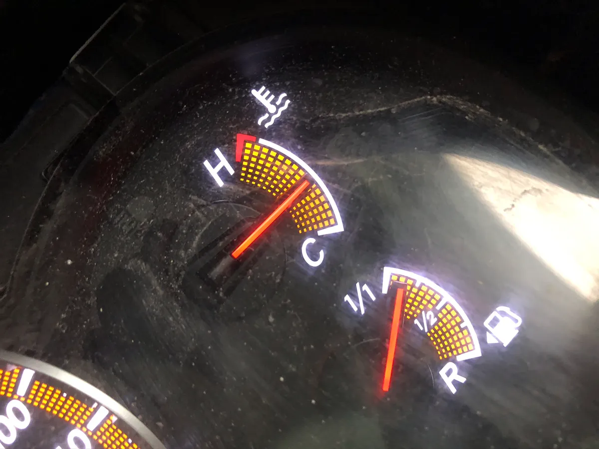 Hilux speedo repair , Hilux fuel gauge - Image 2