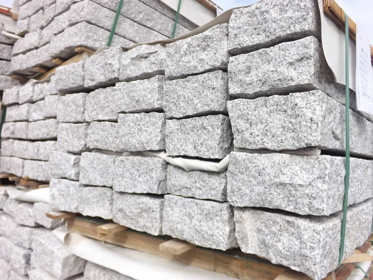 Silver Granite Kerbs 200x100x100 - Image 3