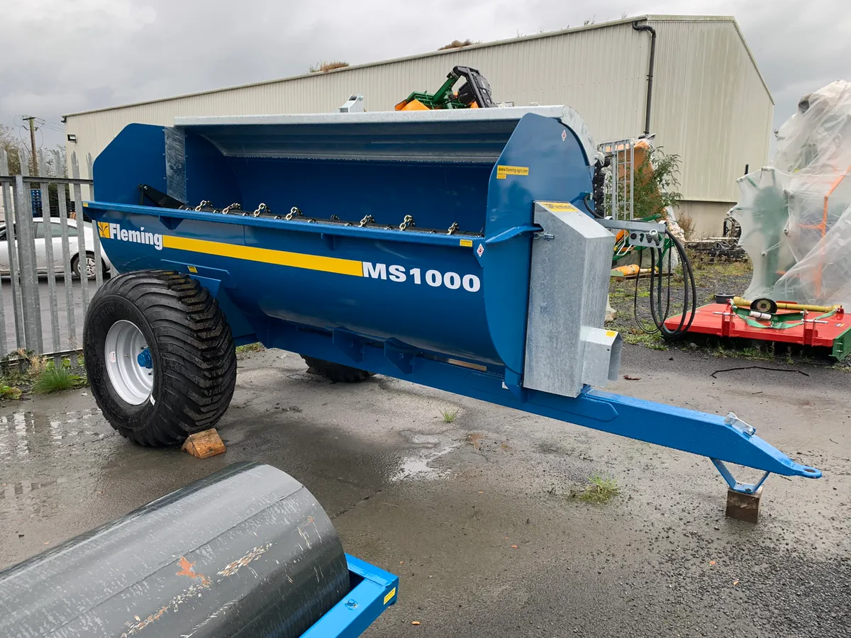 Fleming MS1000 Dung Spreader