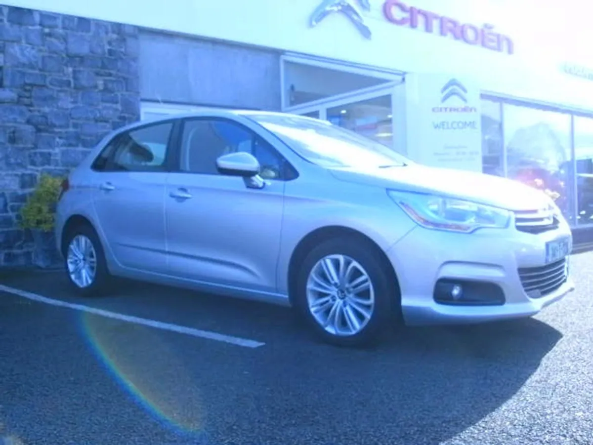 Citroen C4 HDI 90 Connected 4DR - Image 4