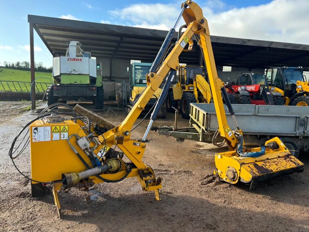 Bomford hedge cutter for sale in Co. Tyrone for £123 on DoneDeal