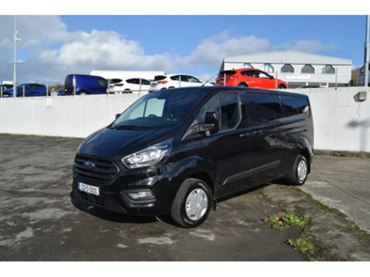 Ford Transit Custom Trend LWB 170Ps Manual 6 Spee - Image 3