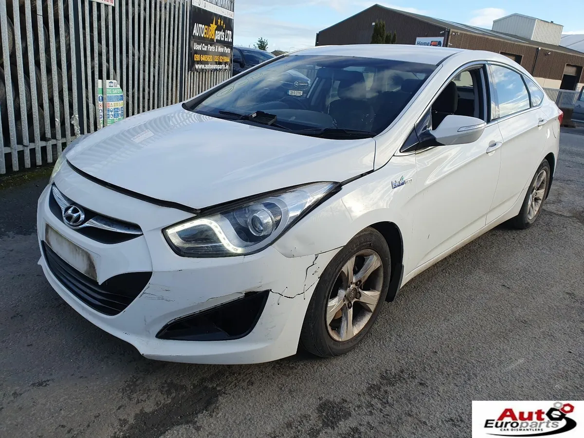 13 HYUNDAI I40  1.7 CRDI FOR BREAKING - Image 1
