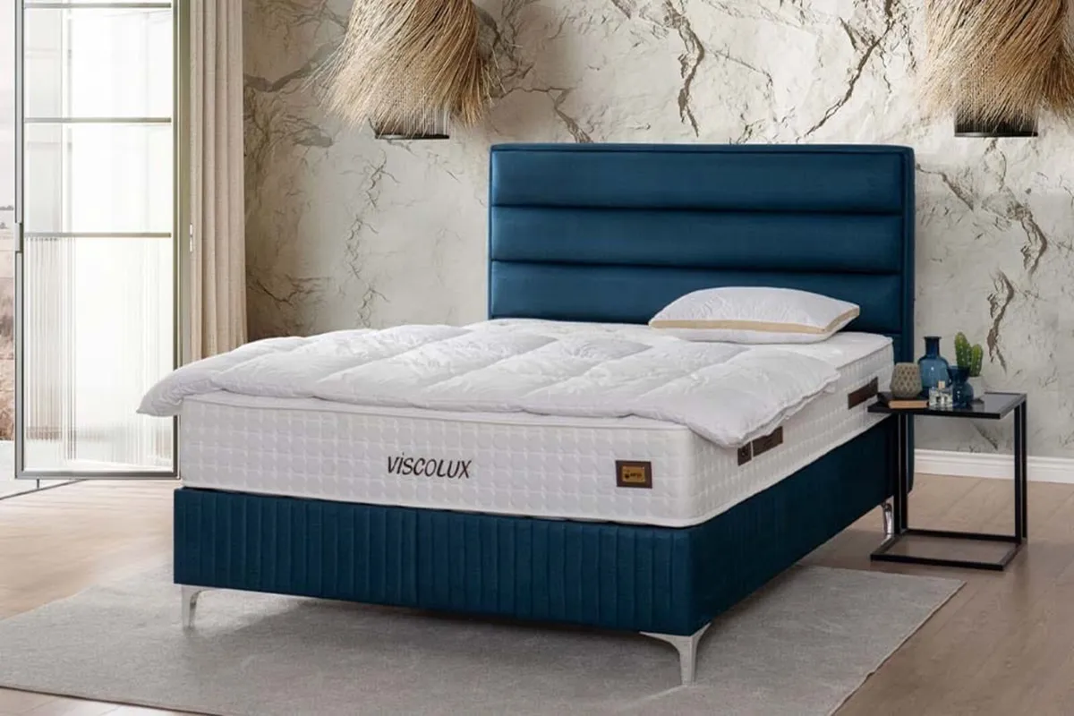 Storage / ottoman bed 650€ - Image 2