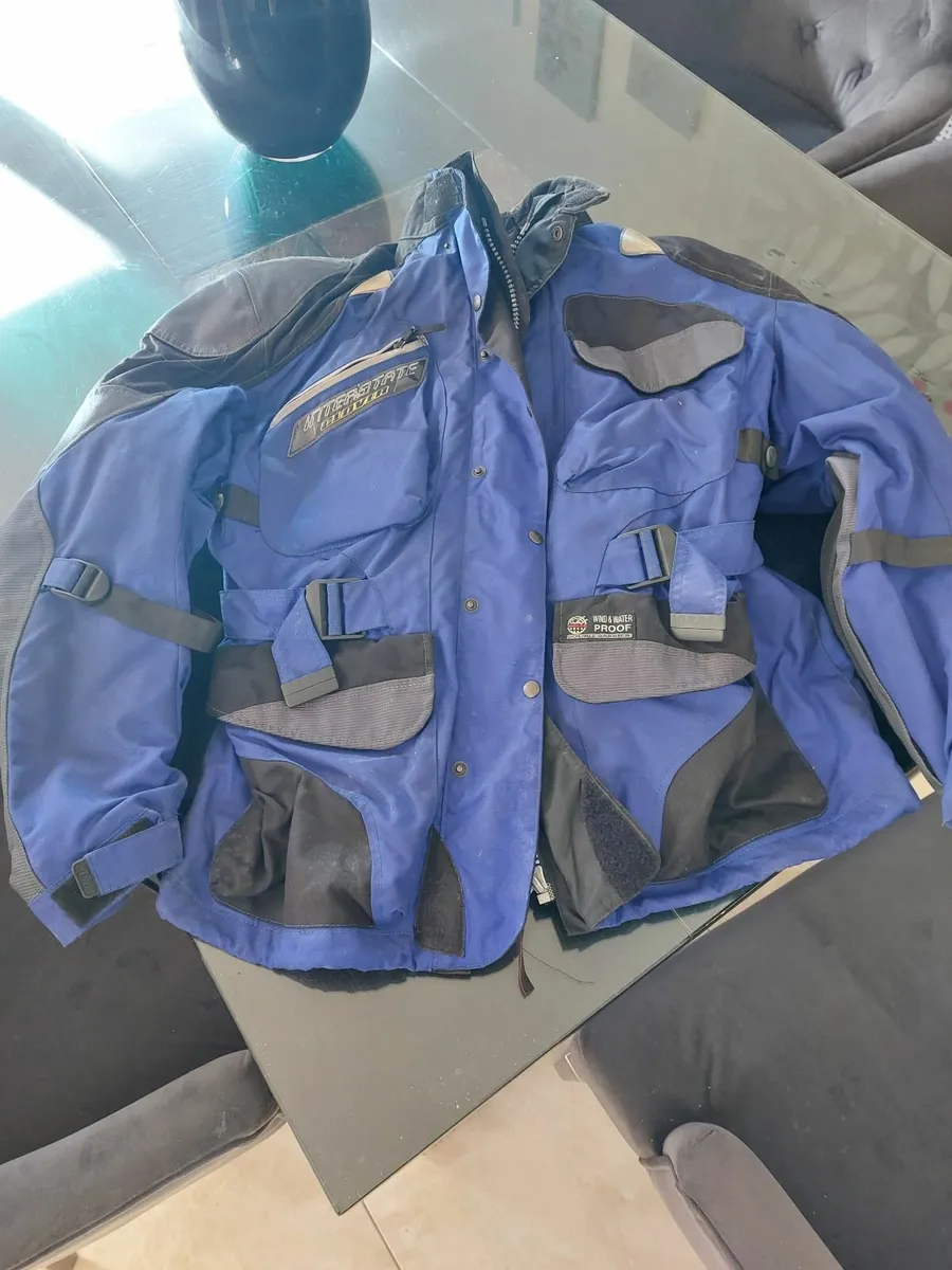 BIKE CLOTHUNG - FIRE SALE! BRAND NEW CONDITION/NEW - Image 1