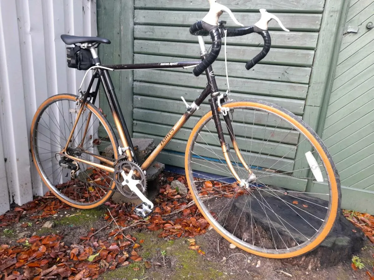 Vintage dawes deals road bike