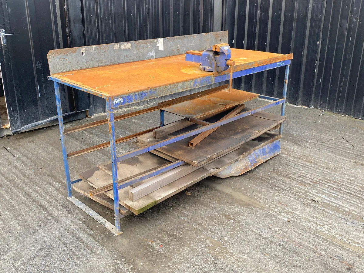 Work Bench with Vice - Image 1