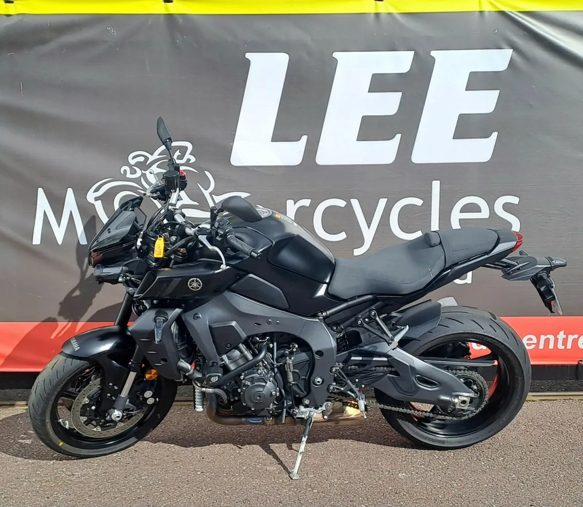 2022 Yamaha MT-10 -1 OWNER , LOW MILES - Image 1