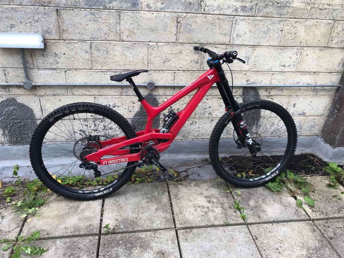 Used downhill deals mtb for sale