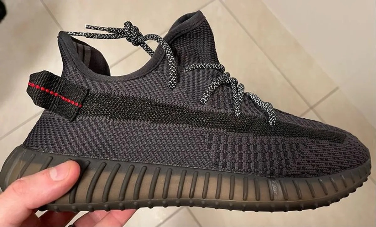 Yeezy Black Angel size 4-10 - Image 1