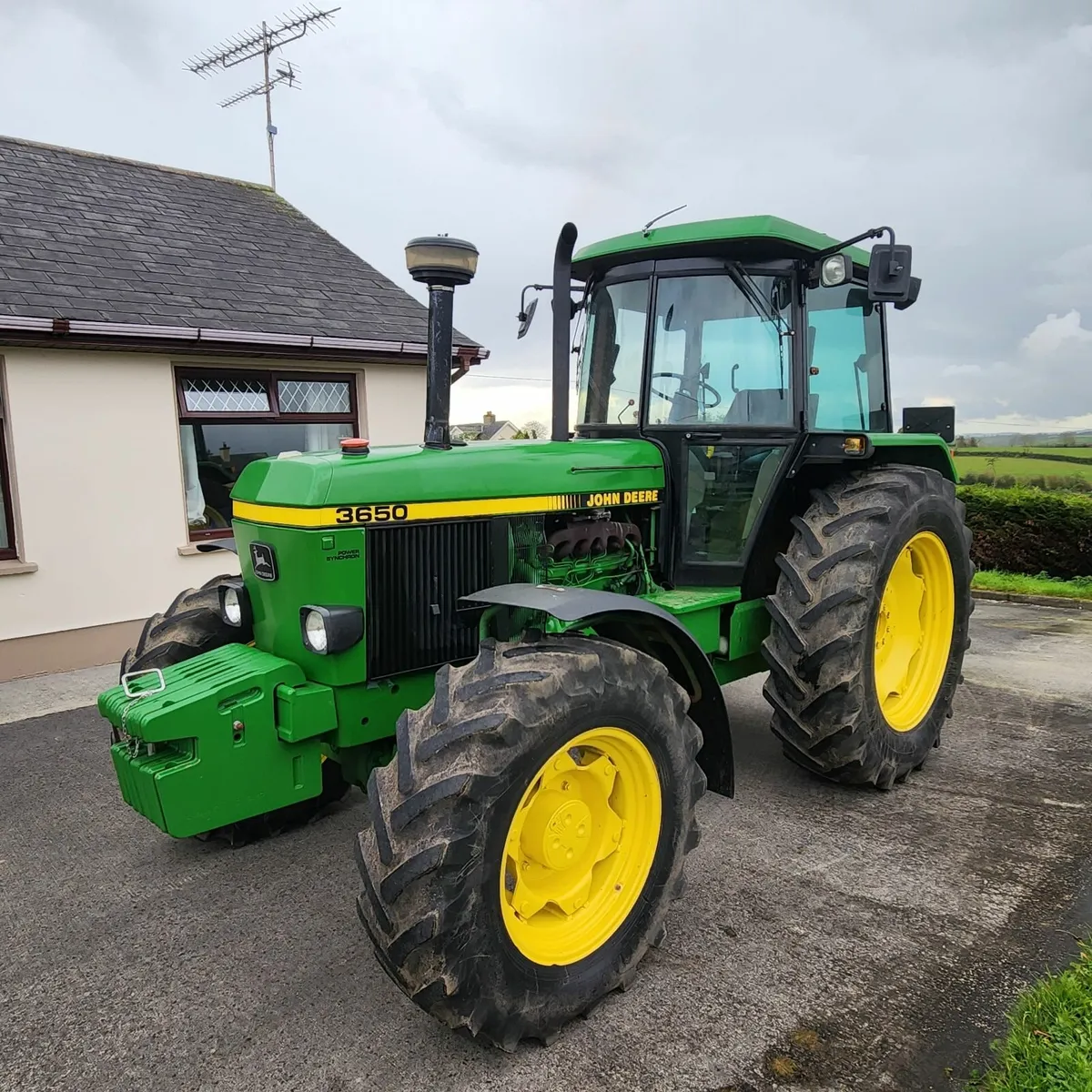 JOHN DEERE 3650