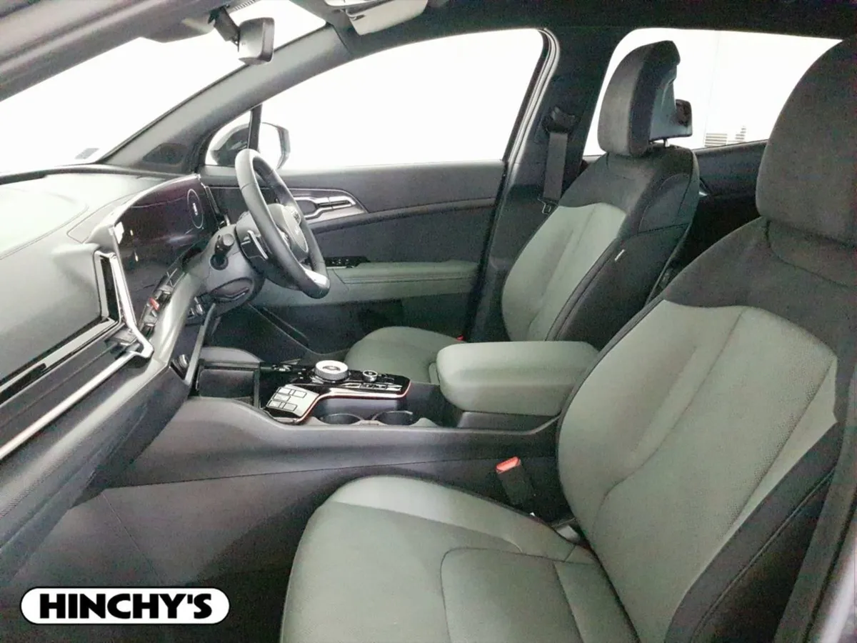 Kia Sportage Anniversary Edition HEV 1.6t Petrol - Image 4